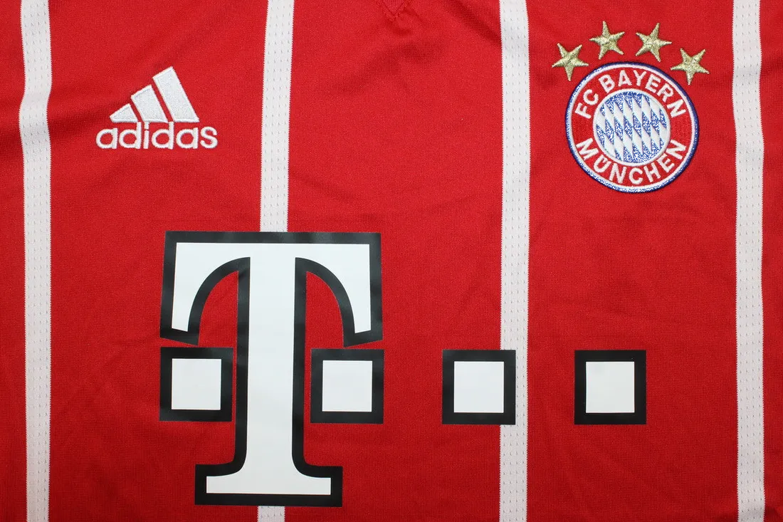 Bayern Munich Local - 17/18